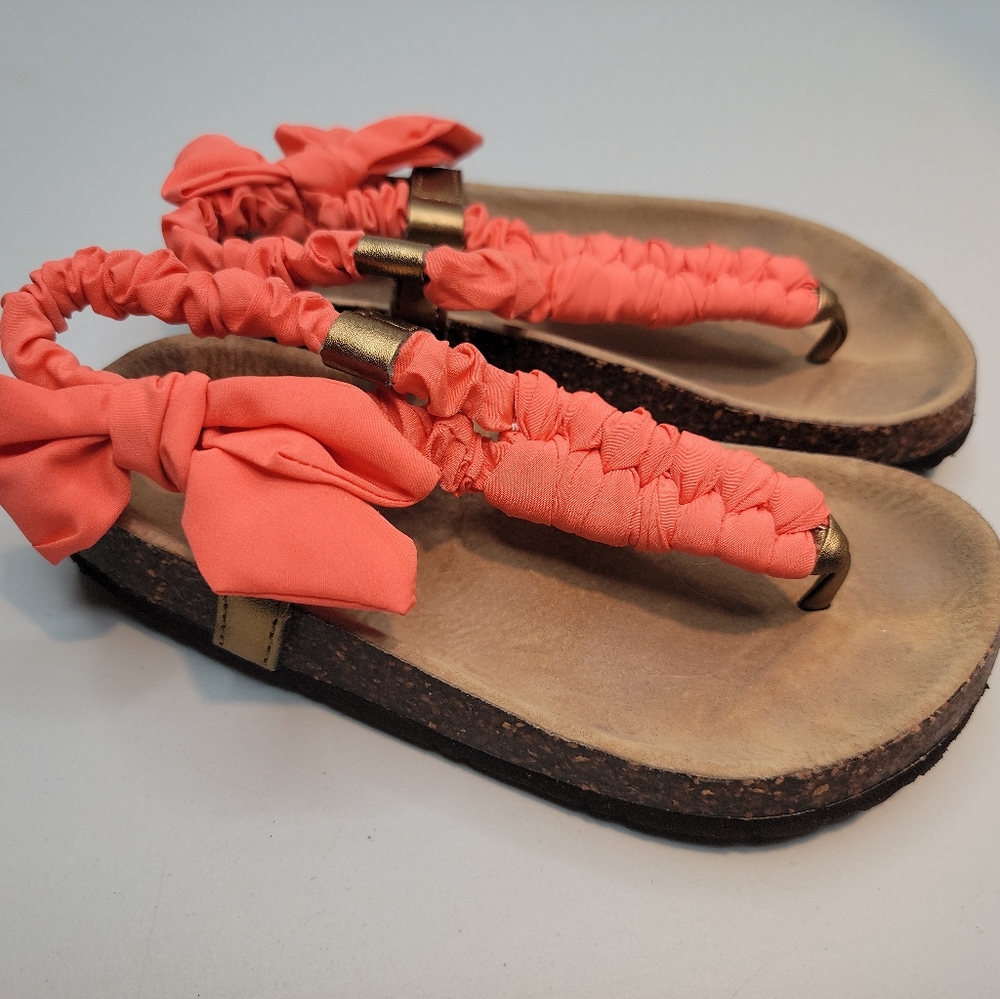 Girls Youth Crew Cut sandals, Size 4-5